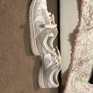 Nike Women's White and Gray Sneakers